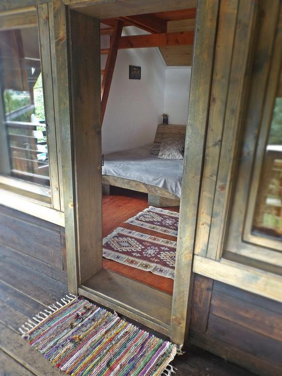 ホテル Cabana La Noi Rîşnov エクステリア 写真