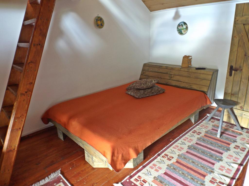ホテル Cabana La Noi Rîşnov エクステリア 写真