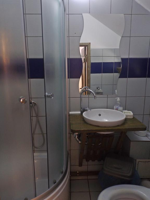 ホテル Cabana La Noi Rîşnov エクステリア 写真